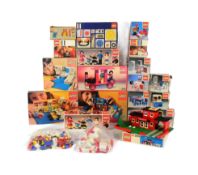 LEGO - COLLECTION OF VINTAGE LEGO SETS