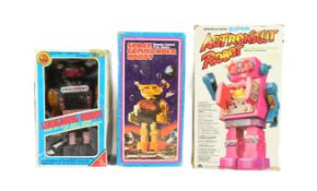 RETRO TOYS - X3 VINTAGE BATTERY OPERATED ROBOTS