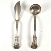 PAIR OF GLASGOW SILVER HALLMARKED STILTON KNIFE & LADLE
