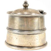 EDWARDIAN SILVER HALLMARKED DESKTOP CAPSTAN INKWELL
