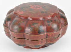 QING DYNASTY LOBED LACQUER BOX 清 瓜瓞绵绵 红漆盒