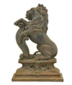 VICTORIAN CAST IRON DOORSTOP IN THE FORM OF A LION
