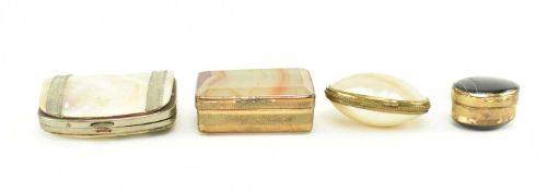 FOUR LATE 19TH / EARLY 20TH CENTURY SHELL AND AGATE PURSE SNUFF BOXES