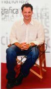 TOM HANKS - ROAD TO PERDITION - SIGNED PRESS PHOTO - AFTAL