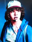 STRANGER THINGS - GATEN MATARAZZO - SIGNED 8X10