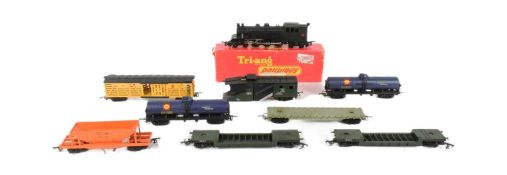 MODEL RAILWAY - COLLECTION OF VINTAGE TRIANG TCC MODEL RAILWAY