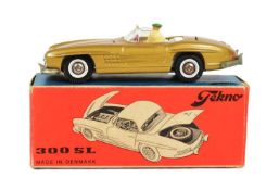 TEKNO - VINTAGE 1960S DIECAST MODEL NO.924 MERCEDES BENZ