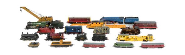 MODEL RAILWAY - COLLECTION OF OO GAUGE LOCOMOTIVES
