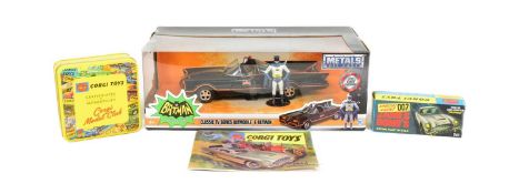 TV & FILM - TWO BOXED DIECAST MODELS BATMAN & JAMES BOND
