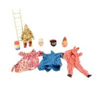 EARLY 20TH CENTURY SCHOEHUT CRACKER JACK CLOWN & PUNCH & JUDY PUPPETS