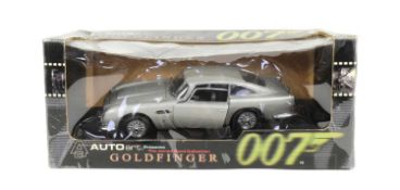 JAMES BOND - AUTOART 1/18 SCALE ASTON MARTIN DB5