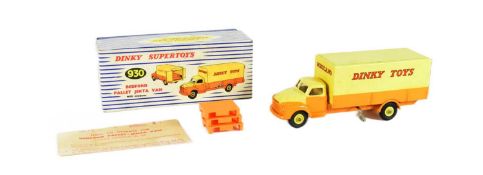 DIECAST - VINTAGE DINKY SUPERTOYS DIECAST MODEL BEDFORD PALLET VAN