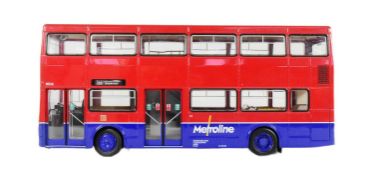 DIECAST - GILBOW 1/24 SCALE DIECAST MODEL BUS