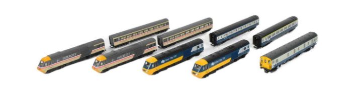 MODEL RAILWAY - OO GAUGE MODEL RAILWAY INTER-CITY LOCOS & COACHES