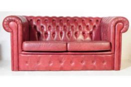 20TH CENTURY TWO SEATER LEATHER CHESTERFIELD SOFA SETTEE