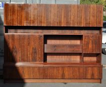 BRITISH MODERN DESIGN - ROBERT HERITAGE FOR ARCHIE SHINE WALL SYSTEM