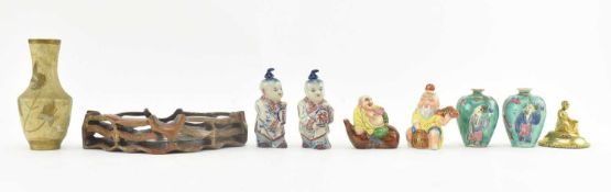 COLLECTION OF 20TH CENTURY CHINESE MINIATURE ITEMS INCL. SNUFF BOTTLES
