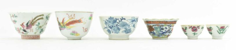 SIX 19TH/20TH CENTURY CHINESE PORCELAIN TEACUPS AND WINE CUPS