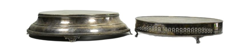 FORMER BRISTOL ZOO GARDENS - EARLY 20TH CENTURY WEDDING CAKE STANDS