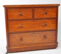 19TH CENTURY VICTORIAN MAHOGANY CHEST OF DRAWERS