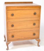 VINTAGE 1940S QUEEN ANNE PEDESTAL SMALL CHEST OF DRAWERS