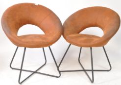 LEOLUX MANNER PAIR OF MODERN BROWN LEATHER ACCENT ARMCHAIRS