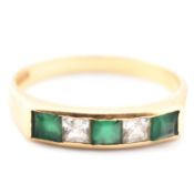 HALLMARKED 18CT GOLD EMERALD & WHITE STONE RING