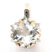 HALLMARKED 9CT GOLD WOBITO SNOWFLAKE CUT PRASIOLITE & GREEN DIAMOND PENDANT