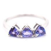 HALLMARKED 9CT WHITE GOLD & TANZANITE THREE STONE RING