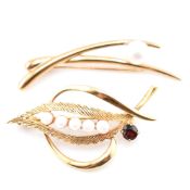 TWO 9CT GOLD & GEM SET BROOCH PINS