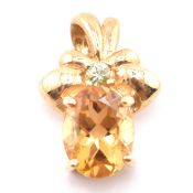 9CT GOLD CITRINE & DEMANTOID GARNET PENDANT
