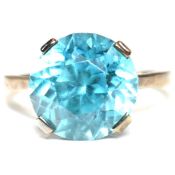 VINTAGE GOLD & BLUE ZIRCON COCKTAIL RING