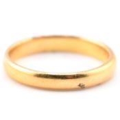 HALLMARKED 22CT GOLD BAND RING