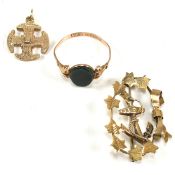 COLLECTION OF HALLMARKED 9CT GOLD JEWELLERY