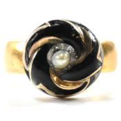 19TH CENTURY VICTORIAN MOURNING RING