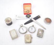 COLLECTION OF 20TH CENTURY TRAVEL ITEMS