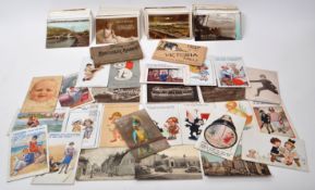 POSTCARDS - EARLY 20TH CENTURY SINGLE FAMILY COLLECTION