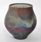 TIM ANDREWS (B. 1960) - VINTAGE LATE 20TH CENTURY RAKU VASE