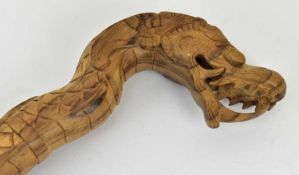 HARDWOOD CARVED CANE IN FORM OF A DRAGON 实木雕刻拐杖