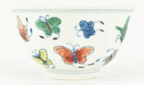 MING CHENGHUA MARK DOUCAI BUTTERFLY TEA BOWL 明成化款斗彩蝴蝶茶碗