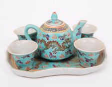 EARLY 20TH CENTURY FAMILLE ROSE CHINESE PORCELAIN TEA SET