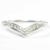 HALLMARKED 9CT WHITE GOLD & DIAMOND WISHBONE RING