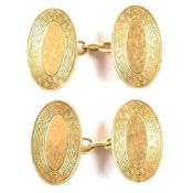 PAIR OF HALLMARKED 18CT GOLD CUFFLINKS