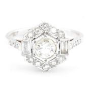 18CT WHITE GOLD & DIAMOND ART DECO RING