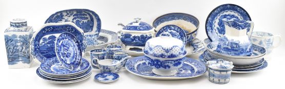 COLLECTION OF BLUE AND WHITE WILLOW PATTERN SPODE CHINA & SIMILAR
