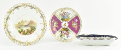 THREE EARLY 19TH CENTURY PORCELAIN ITEMS WITH VIGNETTE SCENES