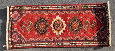 VINTAGE 20TH CENTURY PERSIAN QASHQAI FLOOR RUG
