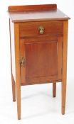 EDWARDIAN MAHOGANY POT CUPBOARD / BEDSIDE CABINET