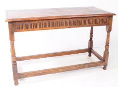 VICTORIAN 19TH CENTURY REVIVAL OAK SIDE / HALL TABLE