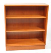 G-PLAN FURNITURE- A 20TH CENTURY TEAK OPEN WOOD BOOKCASE SHELF